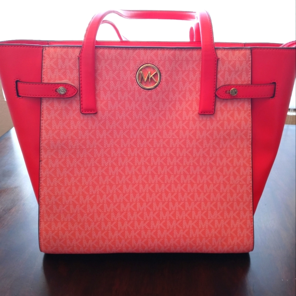 Micheal Kors "grapefruit" handbag